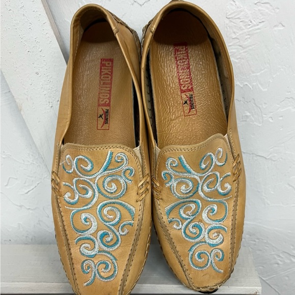 Pikolinos Leather Slip On Moccasin Blue Floral Design - Picture 4 of 9